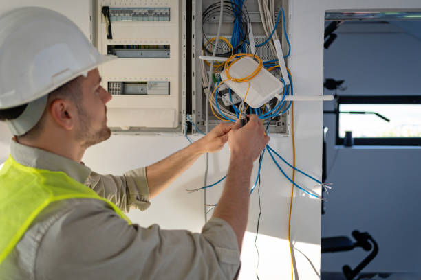 Best Electrical Outlet Repair  in Indnola, IA